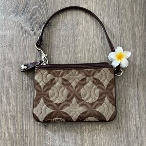Y2K Vintage COACH Brown Leather Tan Canvas Jacquard Signature C Wristlet